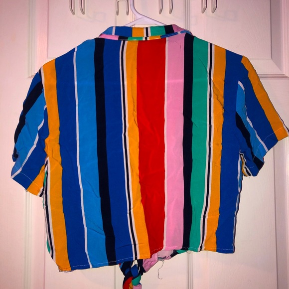 Short sleeve colourful stripped tie-up tee. - Picture 2 of 3